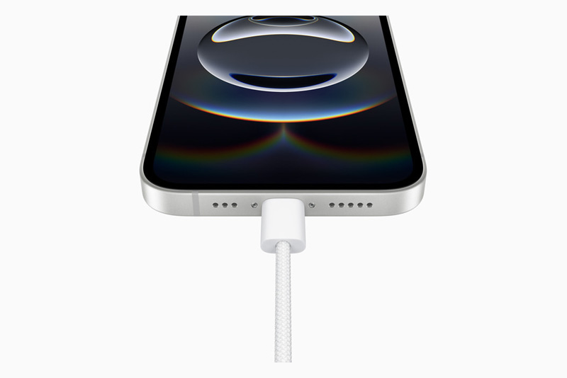 iPhone 16e_USB-C